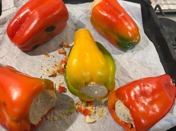 Foto 4 - Preparazione dei peperoni ripieni.