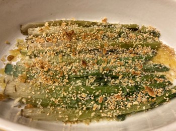 Foto 3 - Preparazione dei cardoni gratinati.